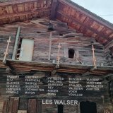 Datée de 1444, la Maison Walser de For dè Blatt et les patronymes des 28 familles hérensardes d'origine Walser.